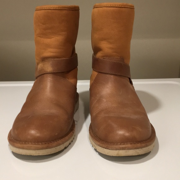 Ugg Boots - 2 Tone, Brown Leather - Brand New Condition - Picture 4 of 6